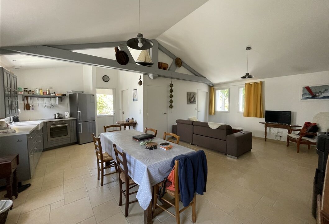 MAISON 2 CHAMBRES ET STUDIO L'HERBAUDIERE (6)