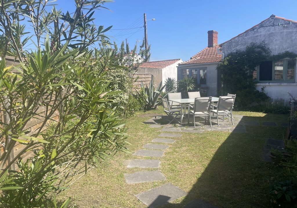 agence-immobiliere-noirmoutier- agence-noirmoutrine-maison-3-chambres-129m2-habitable-centre-ville_3