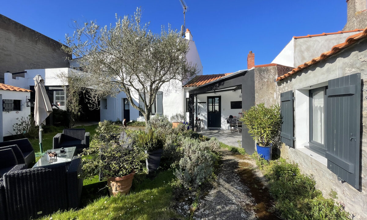 photo_92b9e8e56ffe2997f5ea5a36e7cbac87