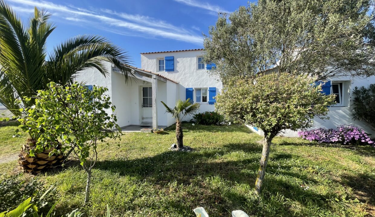 Agence Immobilière Bleu Immobilier Maison 4 chambres Barbatre (23)