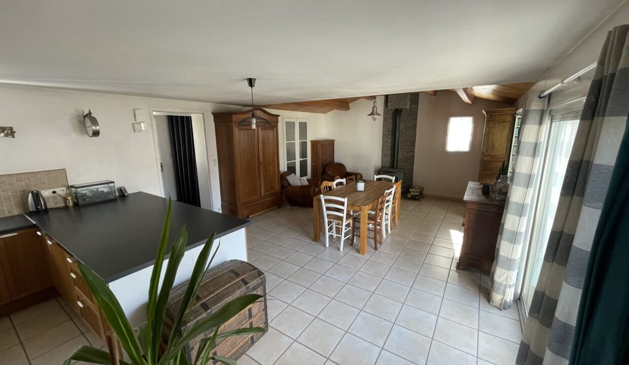 Agence Immobilière Bleu Immobilier Maison 4 chambres Barbatre (9)